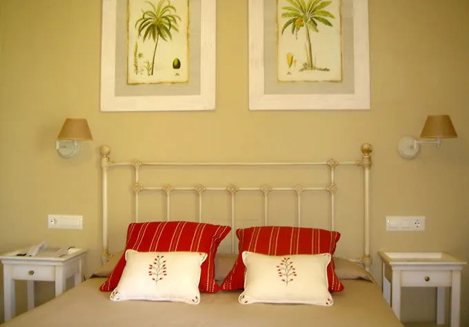 Hotel Parque Balneario Termas Pallares 3*